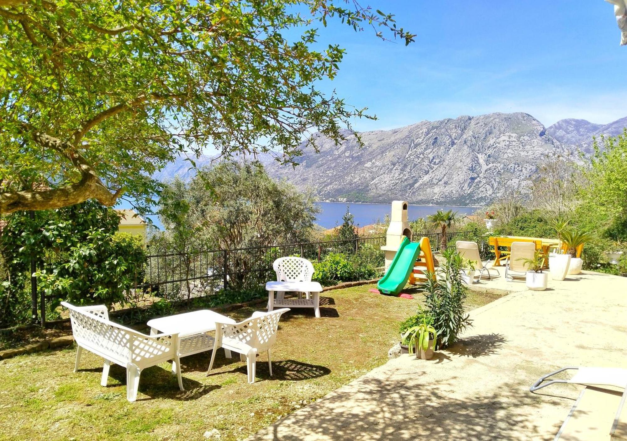 Apartments Sonja Kotor Rum bild